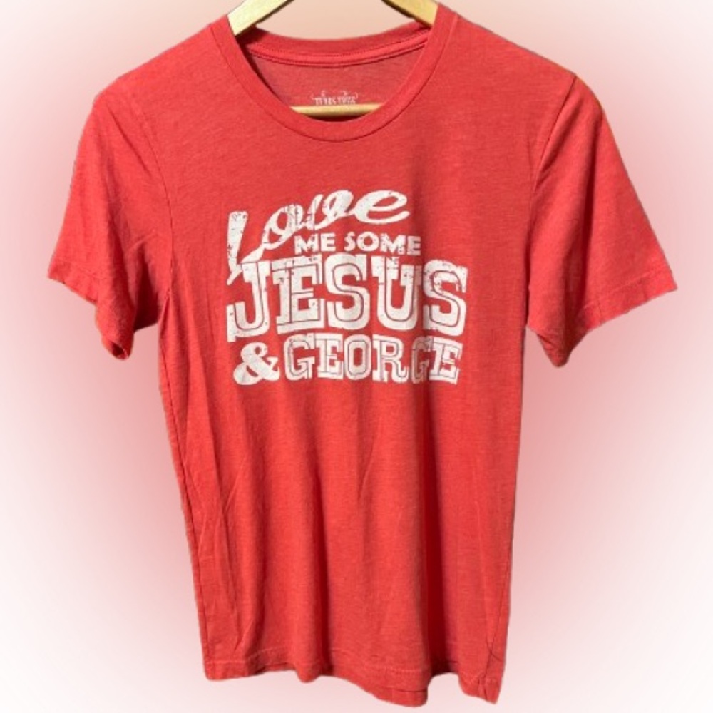 Texas True Threads Red Love Me Some Jesus & George T-Shirt Size Small